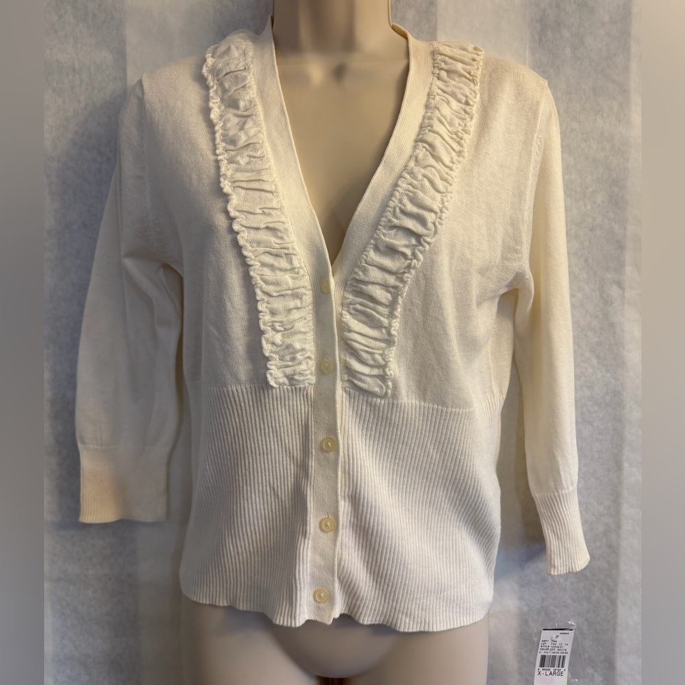 IZ Byer California‎ Cream Ruffled Cardigan sweater NWT Sz-XL. W4